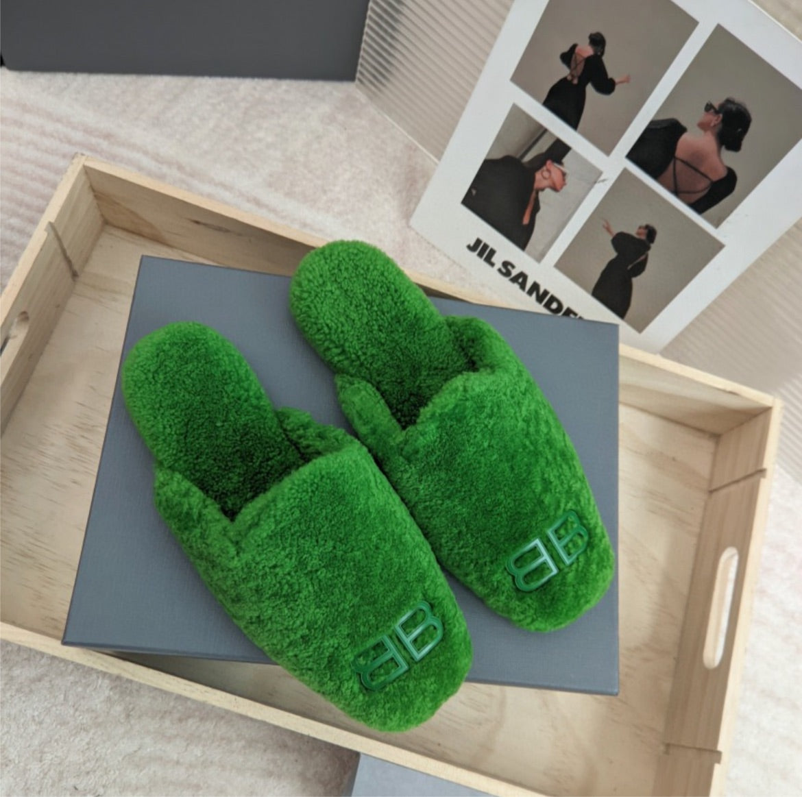 Comfy Balenciaga house shoe